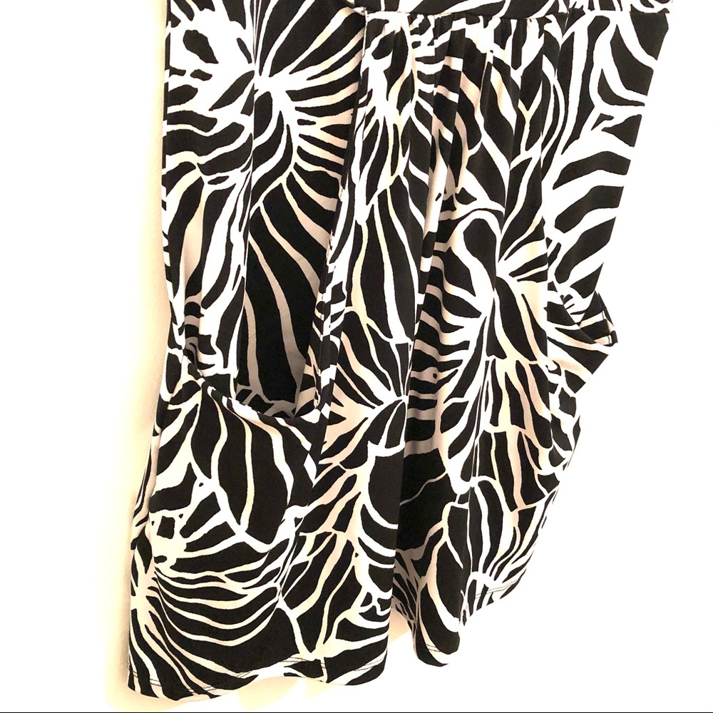 💙3/$25 Like New Tropical Swim Cover-up/Dress with Open Pockets- Small - Picture 3 of 6